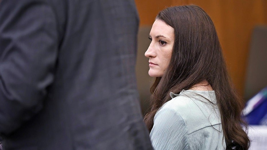 Le verdict de Lindsay Clancy est toujours à portée de main – un juge à la retraite du Massachusetts repousse les prédictions du jury suspendu