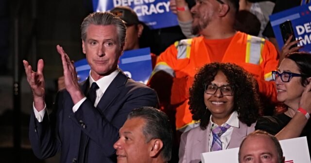 Le sénateur Adam Schiff soutient la volonté de Trump de « sauver » Hollywood avec des subventions fiscales fédérales