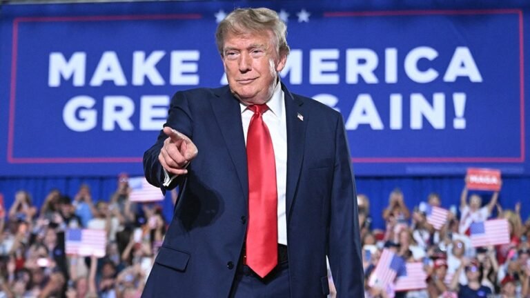 Le GOP met Trump « sur le bulletin de vote » avec une convention historique de mi-mandat et d’autres gros titres