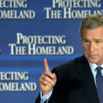 Pour un « moment horrible », Bush à la Maison Blanche a pensé que l’armée américaine avait abattu le vol 93