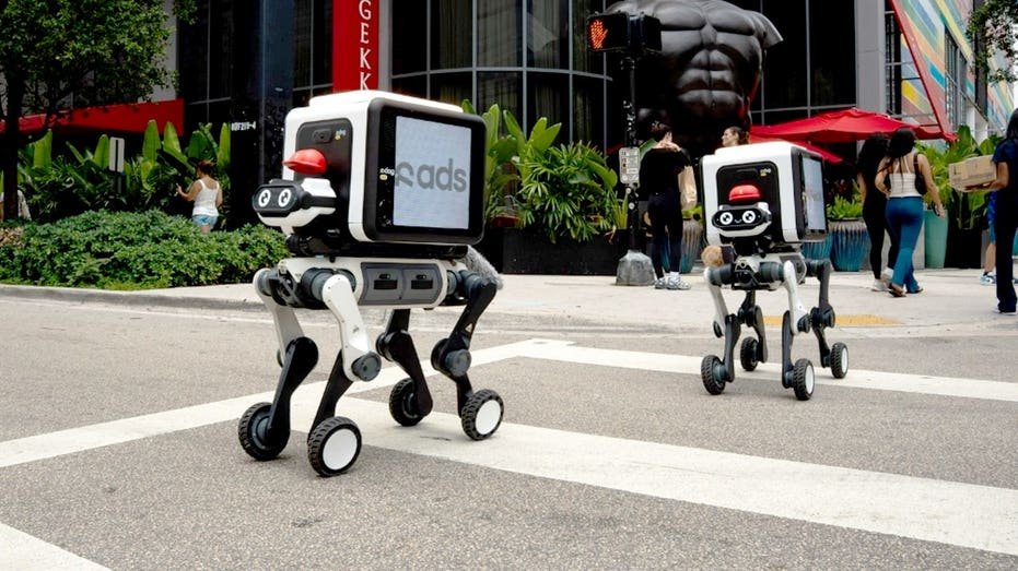 Un chien robot pourrait vous livrer votre prochain colis et une publicité