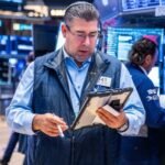 Le S&P 500 chute alors que les inquiétudes liées à l'IA frappent les fabricants de logiciels