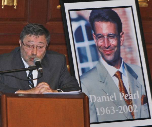 Le père de Daniel Pearl fait exploser le symposium du 11 septembre à l'UCLA