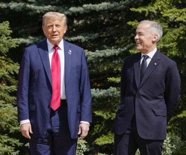 Trump et Carney marquent la fête du Travail au milieu de la lutte tarifaire