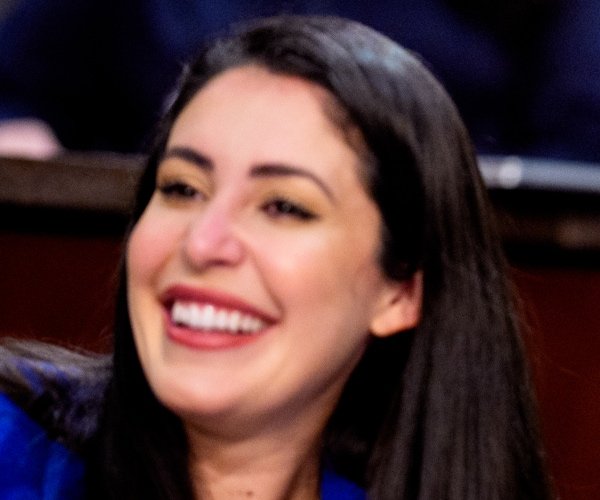 La représentante Luna à Newsmax : les influenceurs doivent divulguer les salaires des gouvernements étrangers