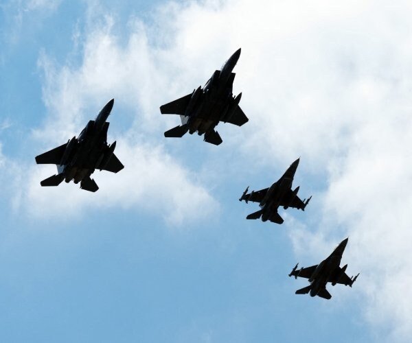 Officiel : l’Iran endommage des avions de guerre américains en Jordanie