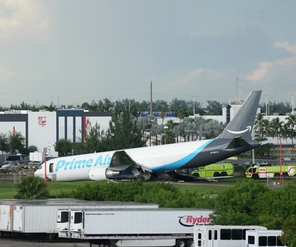 Une veuve poursuit Amazon et 21 Air pour un accident d'avion mortel à Miami