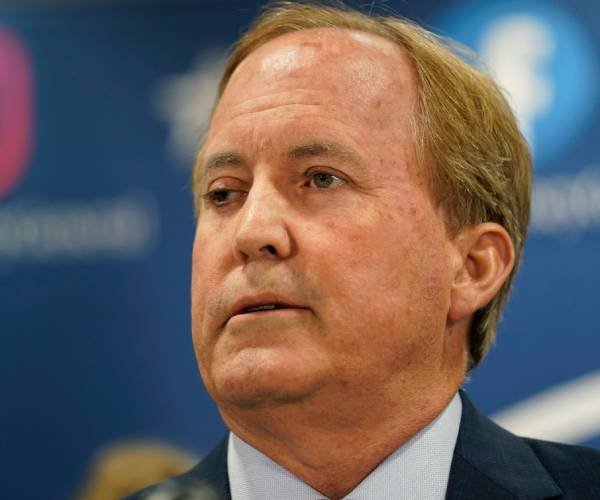 Ken Paxton à Newsmax : Le Texas n'a pas été informé sur Talarico