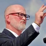 Représentant Van Orden à Newsmax : Les médias grand public ne signalent pas les victoires du GOP