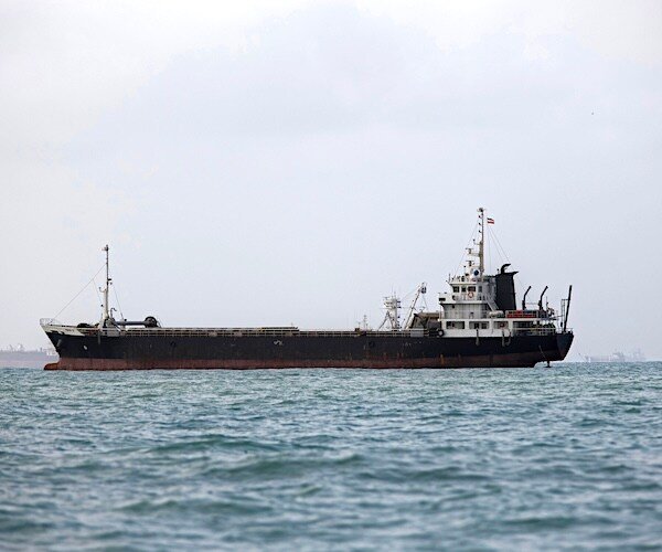 Les États-Unis détruisent 3 pétroliers iraniens après des attaques de navires de guerre