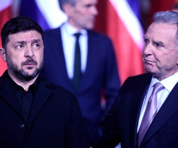 Les frappes russes font 3 morts en Ukraine alors que les envoyés américains prévoient une visite à Kyiv