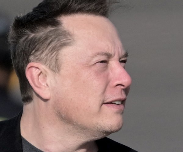 Musk menace de poursuivre en justice un documentaire électoral