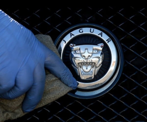 Jaguar Land Rover va supprimer 4 000 emplois pour rivaliser avec la Chine