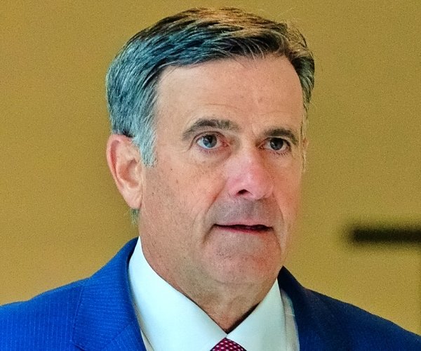 Le chef de la CIA prêt à jouer un rôle plus important dans les pourparlers en Ukraine