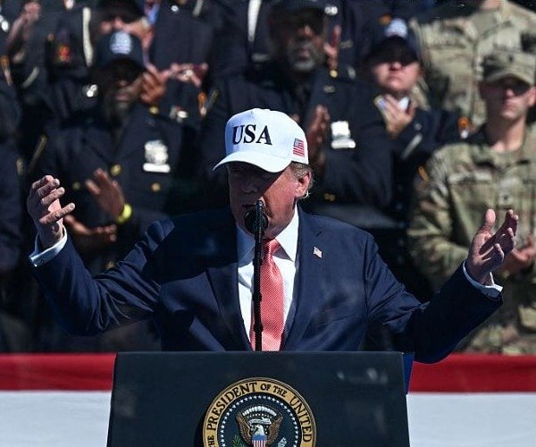 Trump rend hommage aux victimes du 11 septembre à Ellipse et s'engage à « ne jamais oublier »