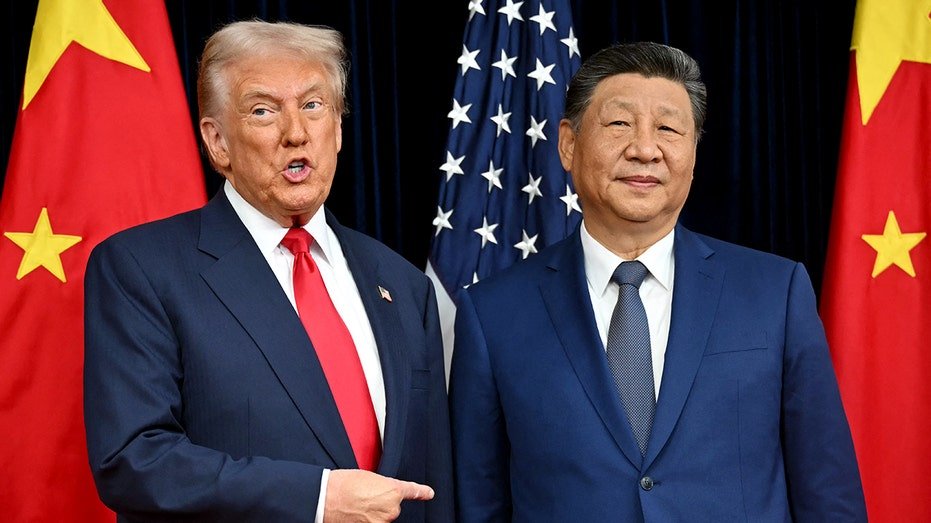 L'IA 'doomers' risque de couper les genoux entre les États-Unis et la Chine, mais l'ex-vétérinaire du Pentagone dit que les deux extrêmes manquent la cible