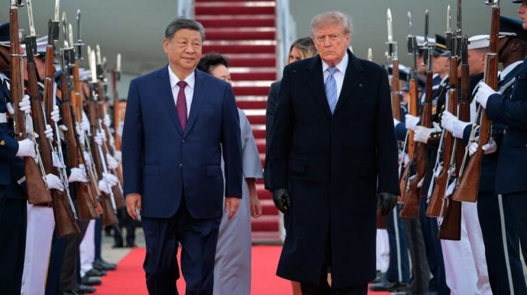 Les États-Unis et la Chine concluent un accord visant à réduire les droits de douane sur 30 milliards de $ de marchandises après le sommet Trump-Xi Washington