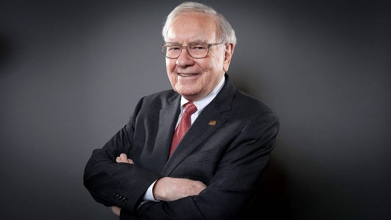 warren-buffett-us-billionaire-corporate-profile-photography-r91w0jillhrm3e2o