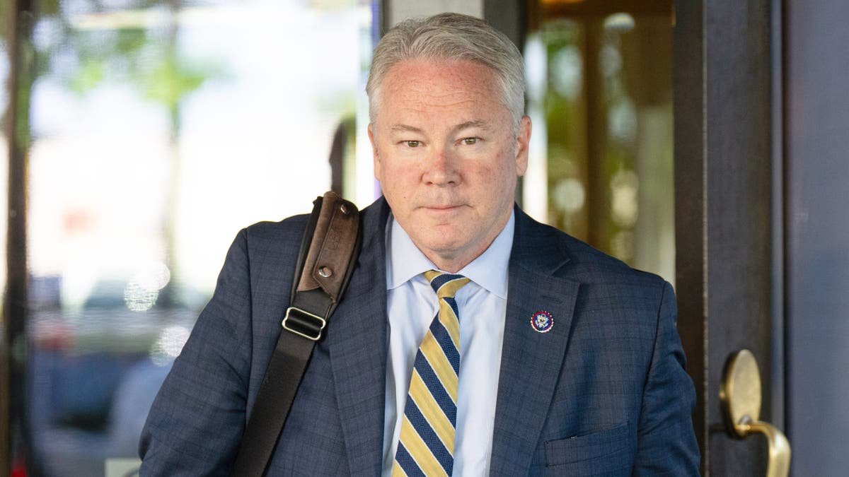 House Republican prévient que « l'argent communiste » de la CBDC pourrait nous conduire à un avenir « dystopique »