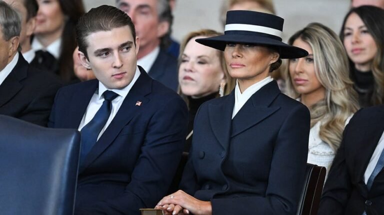 Le FBI de l'ère Biden a suivi les voyages de la famille Trump et les appels de Wiles avec des avocats dans une enquête secrète : docs