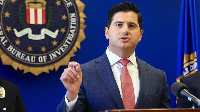 Le juge fédéral statue que Bill Essayli sert illégalement en tant qu'avocat américain de facto en Californie