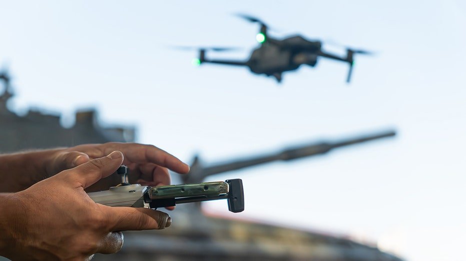 La technologie émergente a de nouveaux chefs de l'armée avertissant les troupes qu'elles ne peuvent pas « IA » leur chemin vers la victoire sur le champ de bataille