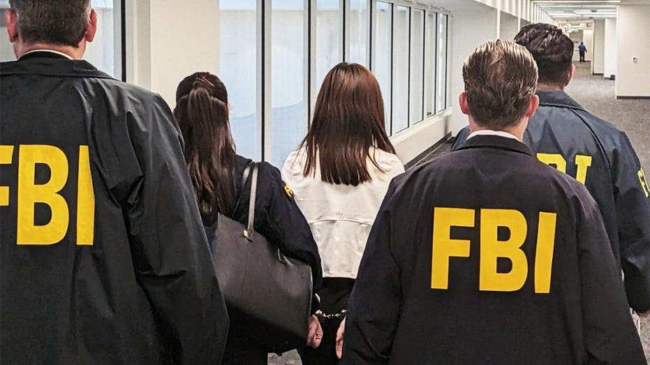 L'avocat américain avertit que l'espionnage chinois est « extrêmement répandu », dit Pékin « jouant le long jeu »