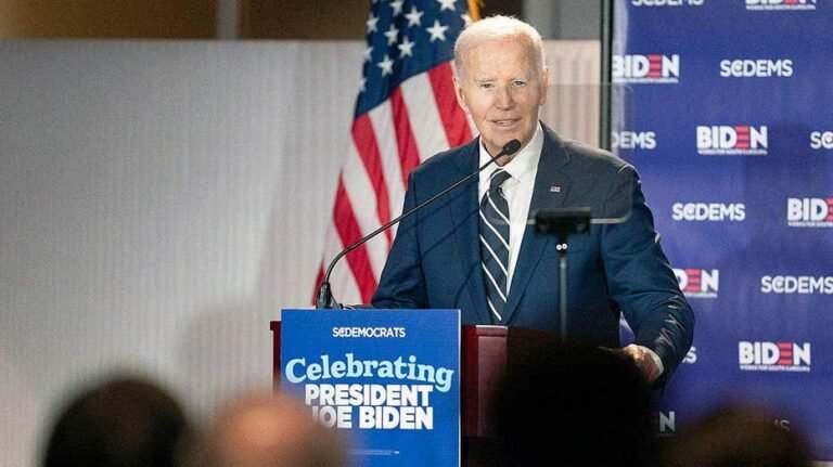 Biden visiblement absent de la campagne alors qu'Obama, Harris se mobilisent pour une poussée à mi-parcours