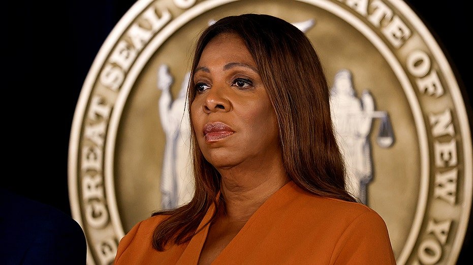 Letitia James perplexe face à la question du débat tandis que le rival du GOP livre un « zinger pour les âges »