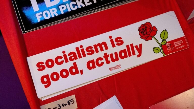 Les socialistes visent au rez-de-chaussée du gouvernement alors que le GOP met en garde contre un plan plus vaste en cours