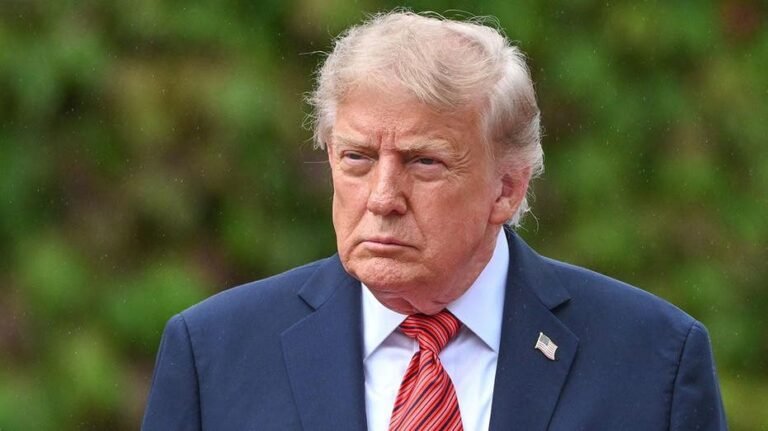 Le raid « armé » de Mar-a-Lago de Biden critiqué par la Maison Blanche alors que des documents déclassifiés révèlent les doutes juridiques du FBI