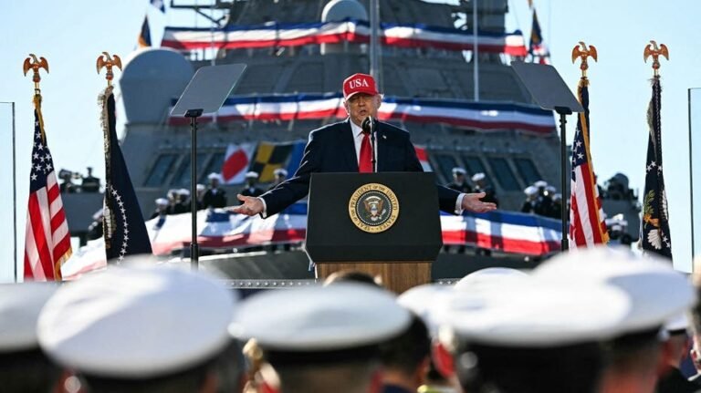 Trump révèle la participation surprise des contribuables américains dans un nouvel accord de sous-marin de 6,6 milliards de $